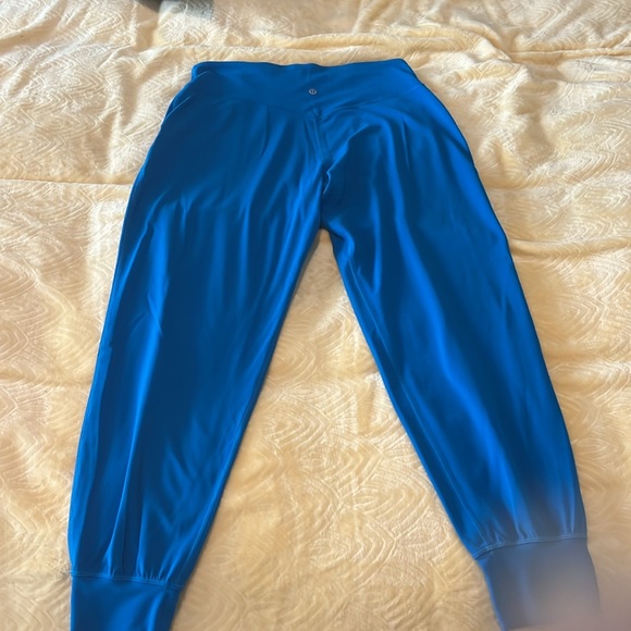 Blue Lululemon joggers size 10 - Picture 3 of 4
